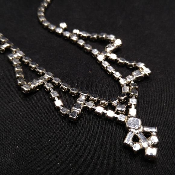 Vintage 1960s Clear Rhinestone Choker Necklace, Mid-Century Bridal Jewelry - Picture 10 of 10